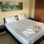 Deya نيكيتي