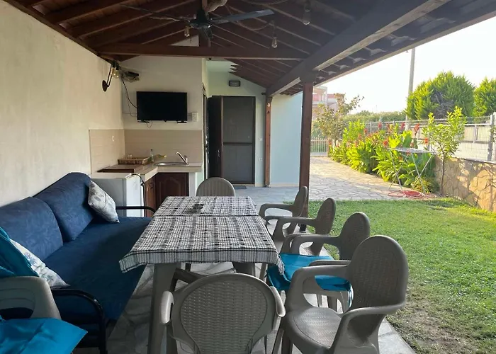 Case de vacanță Deya Nikiti (Sithonia)